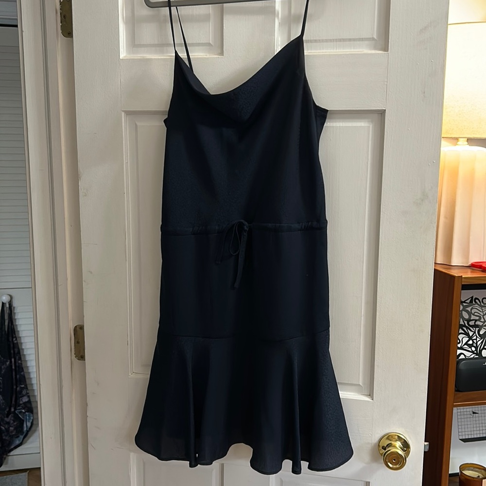 Adorable navy dress- silky material!